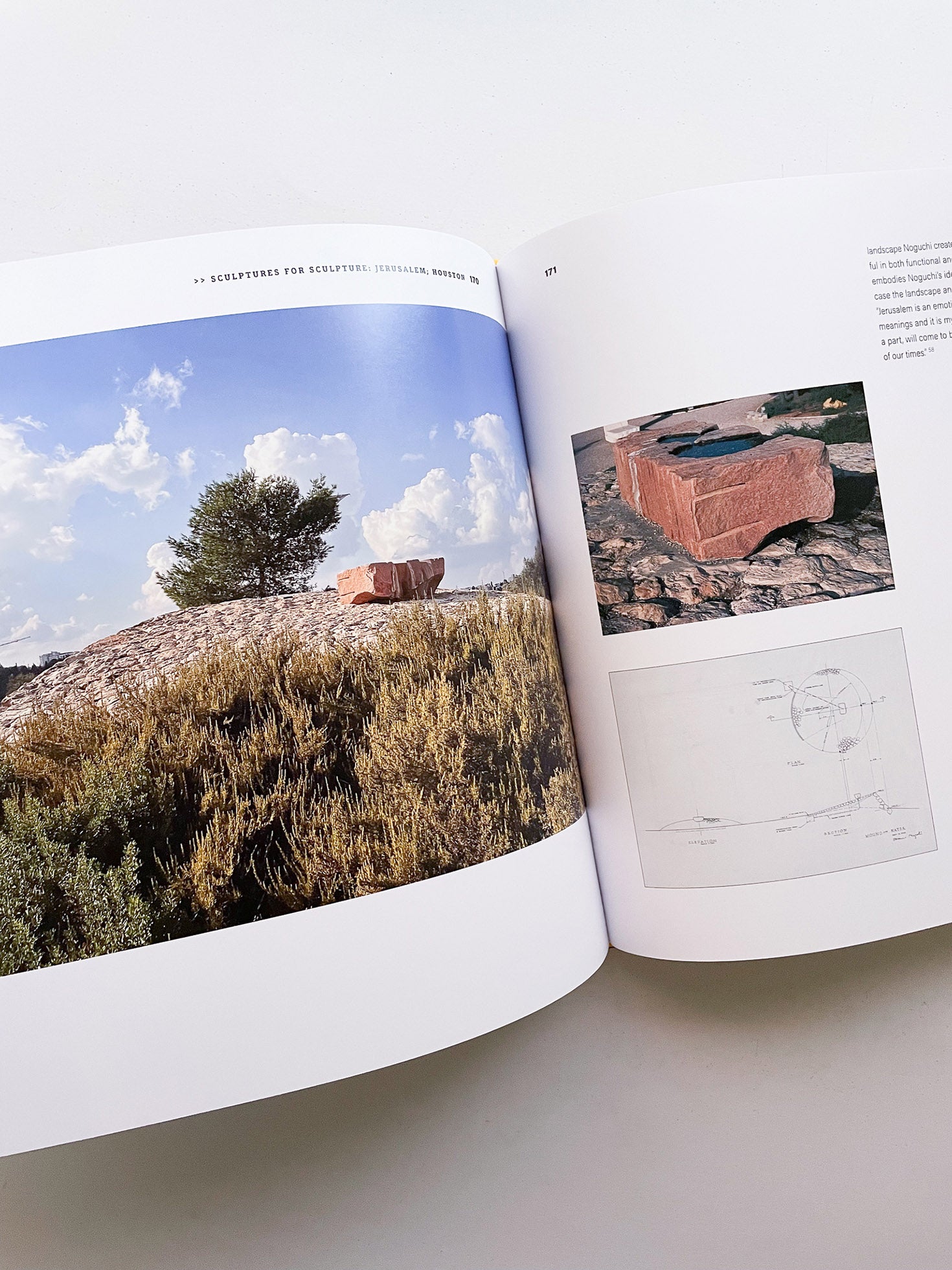 NOGUCHI'S GARDEN LANDSCAPE AS SCULPTURE / Isamu Noguchi