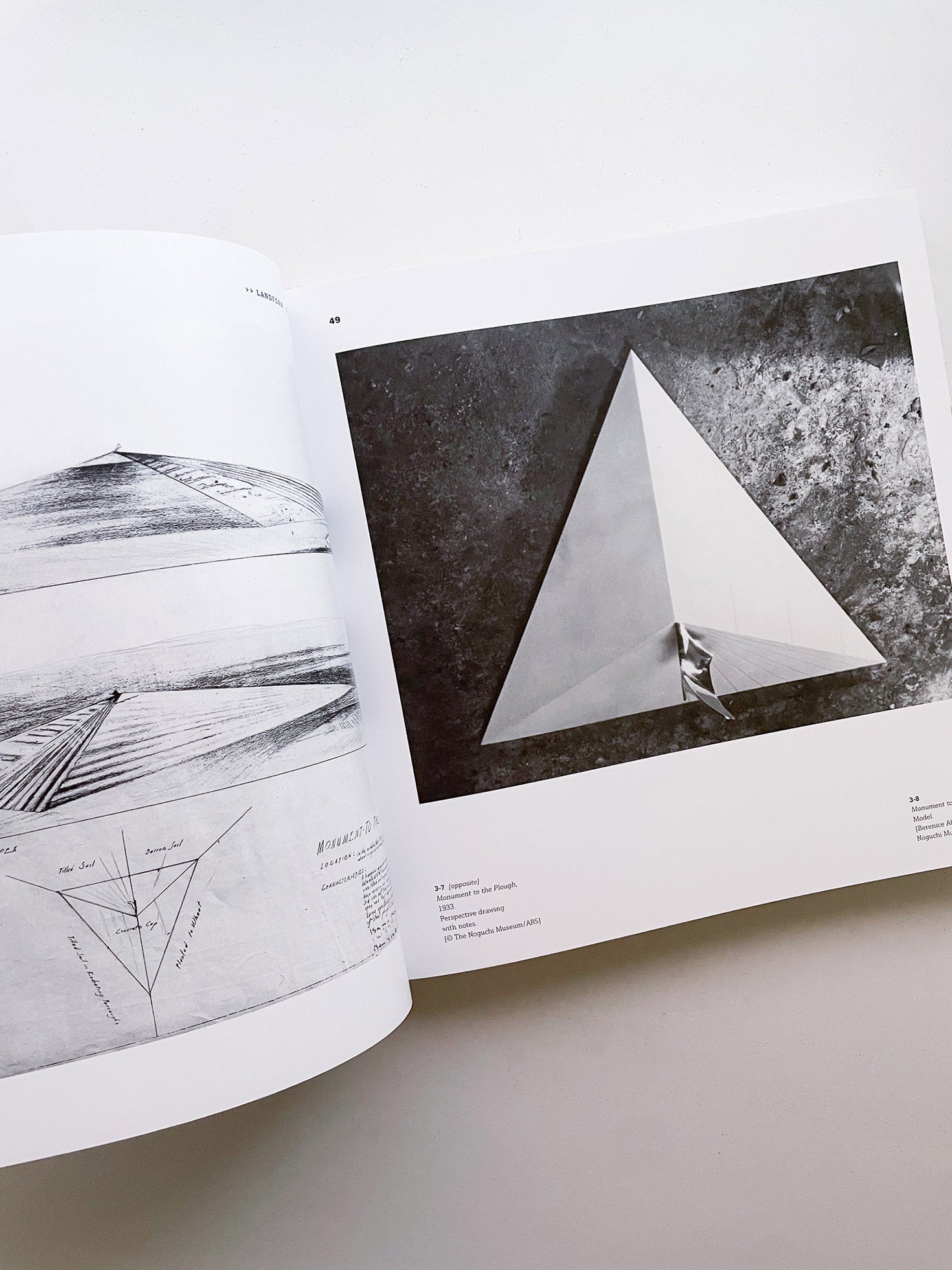 NOGUCHI'S GARDEN LANDSCAPE AS SCULPTURE / Isamu Noguchi