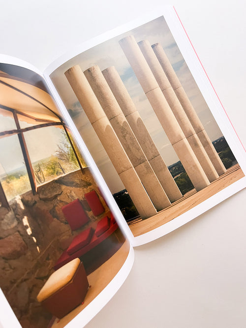 DISTANCES VOL.III / Romain Laprade