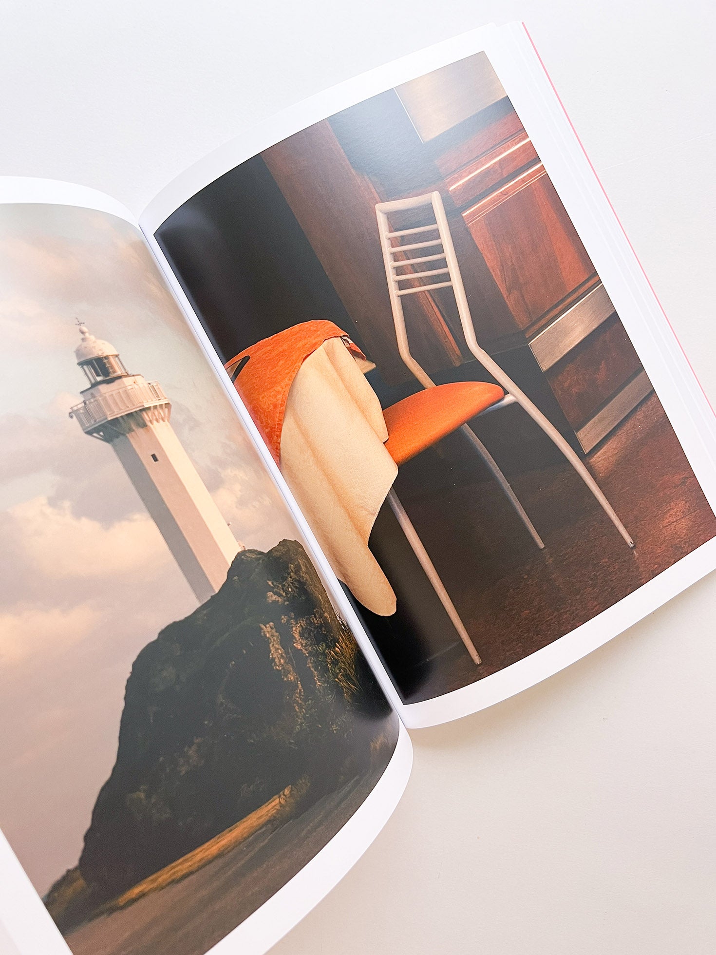 DISTANCES VOL.III / Romain Laprade