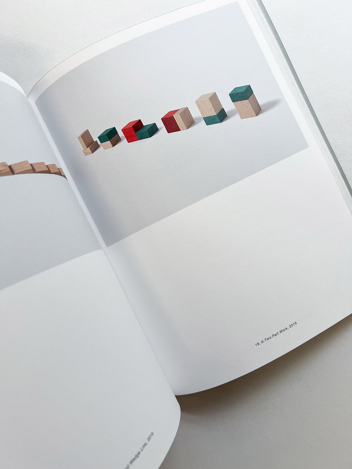 Between Sculpture and Poetry / CARL ANDRE　