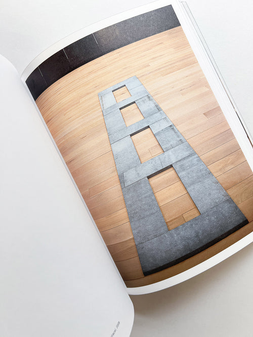 Between Sculpture and Poetry / CARL ANDRE　