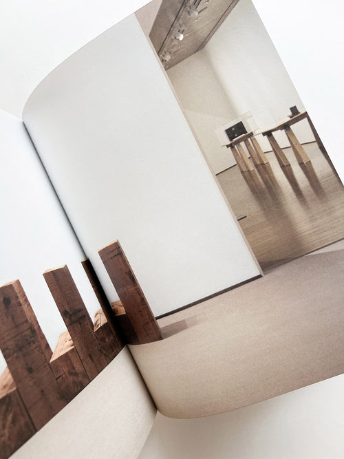 Between Sculpture and Poetry / CARL ANDRE　