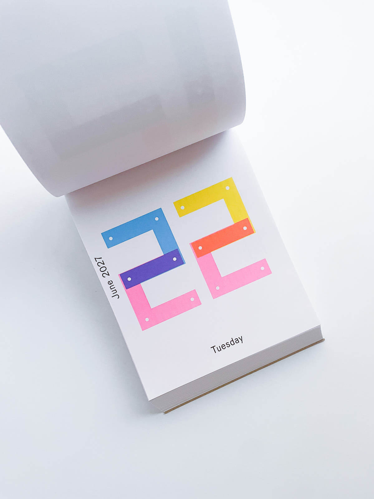 Every day is a new day 2027 / Karel Martens