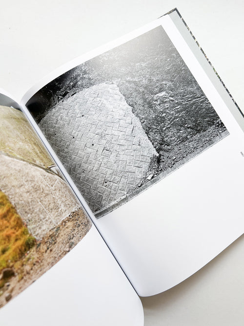 JAPAN / Toshio Shibata [SIGNED]