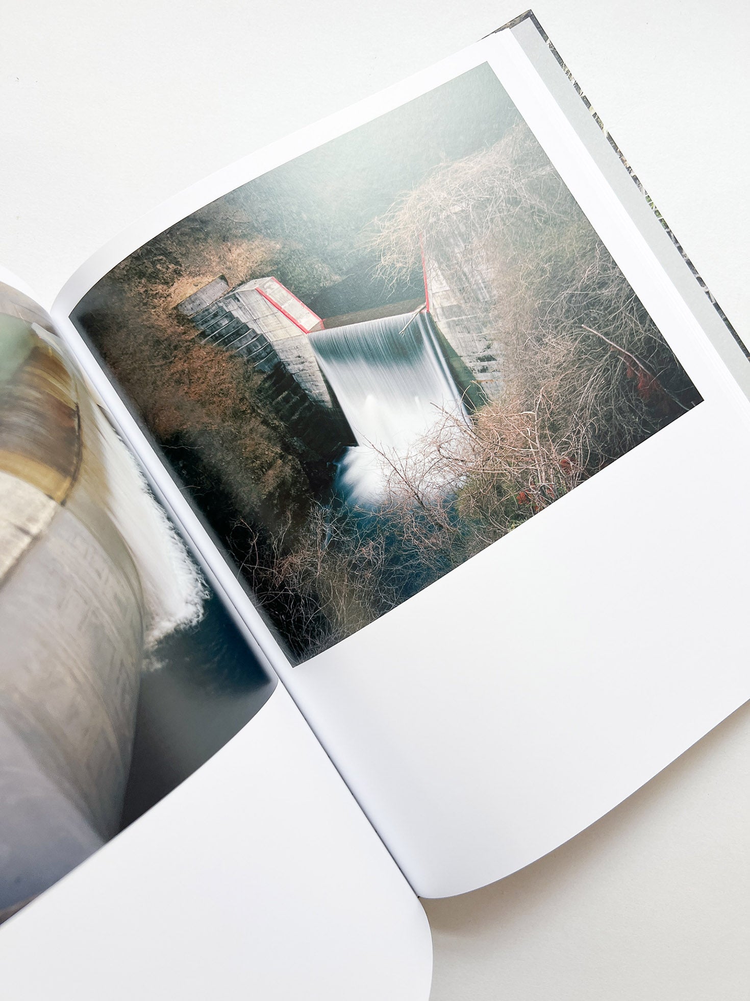 JAPAN / Toshio Shibata [SIGNED]