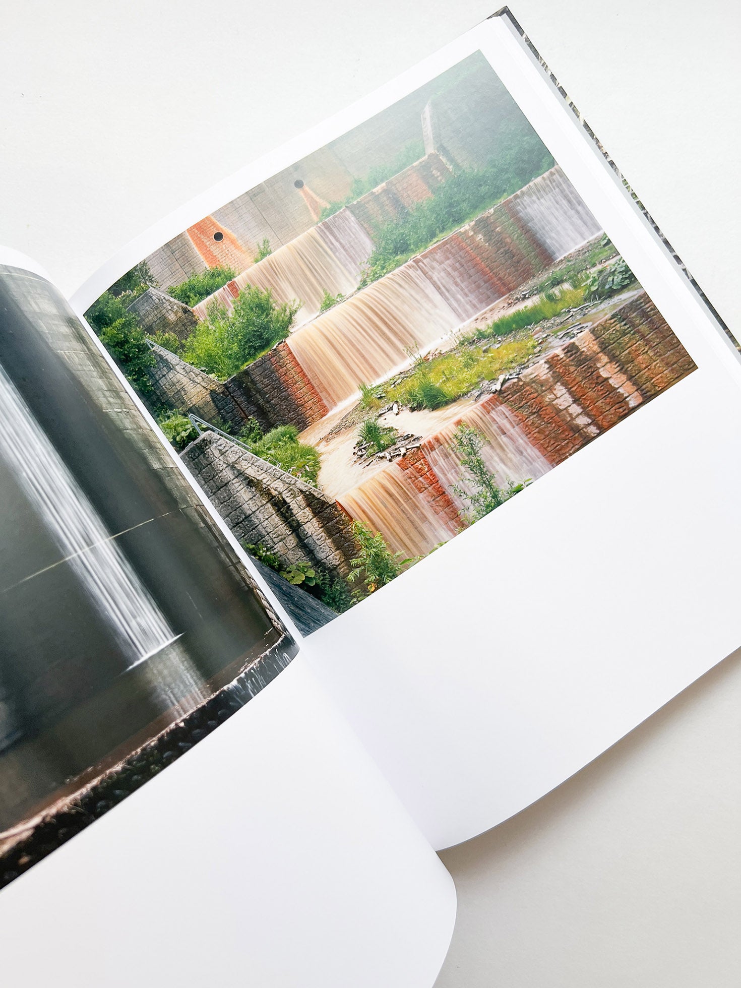 JAPAN / Toshio Shibata [SIGNED]