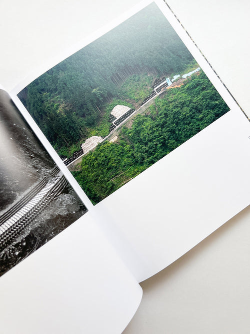 JAPAN / Toshio Shibata [SIGNED]