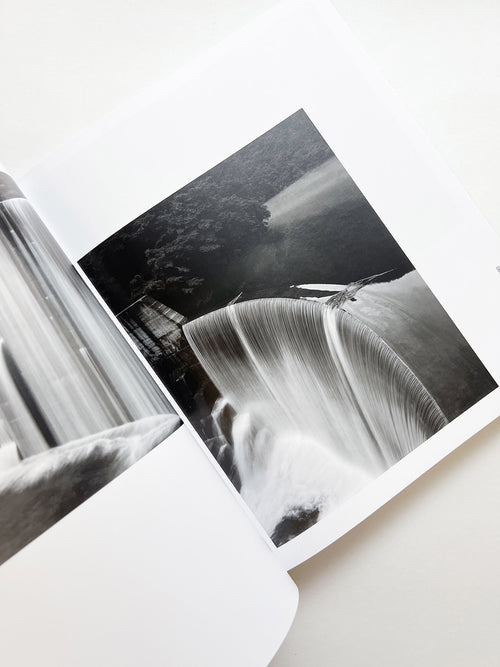 JAPAN / Toshio Shibata [SIGNED]