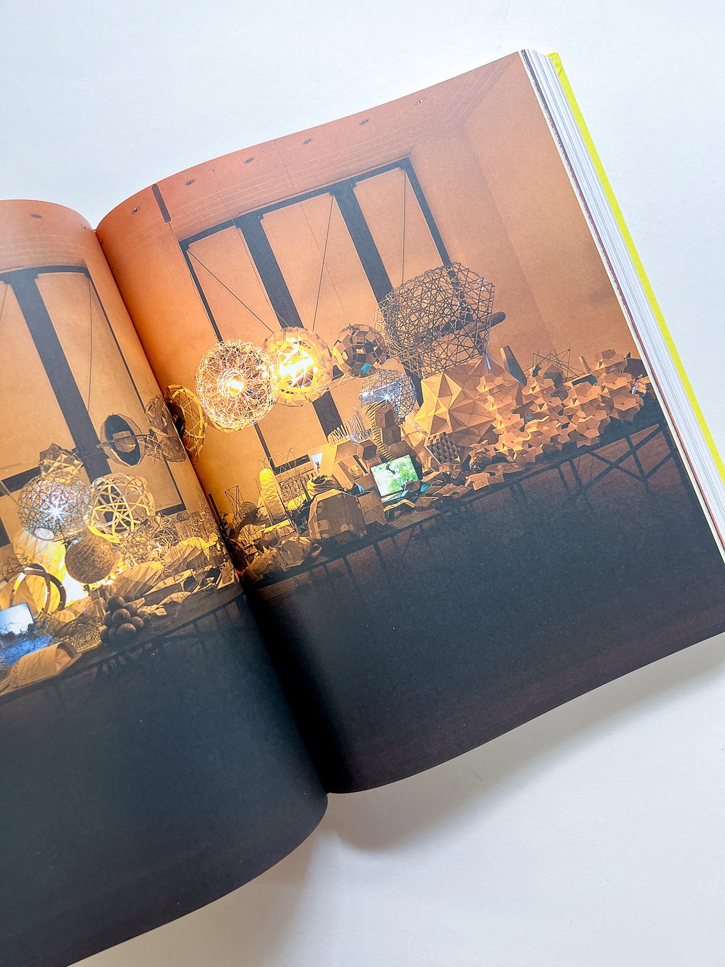 Experience / Olafur Eliasson - 本屋青旗 Ao-Hata Bookstore