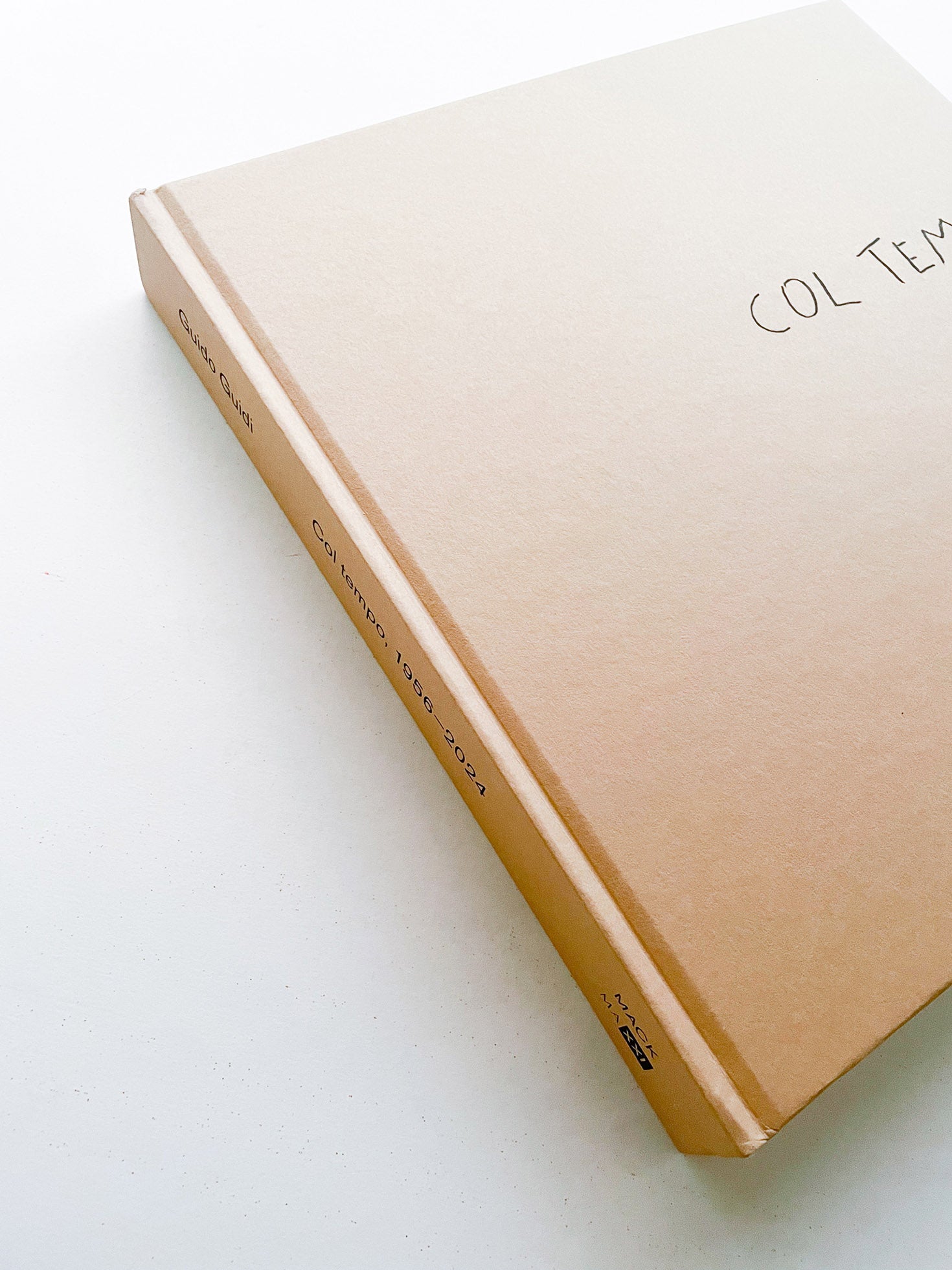 COL TEMPO, 1956–2024 / Guido Guidi [ENGLISH EDITION]