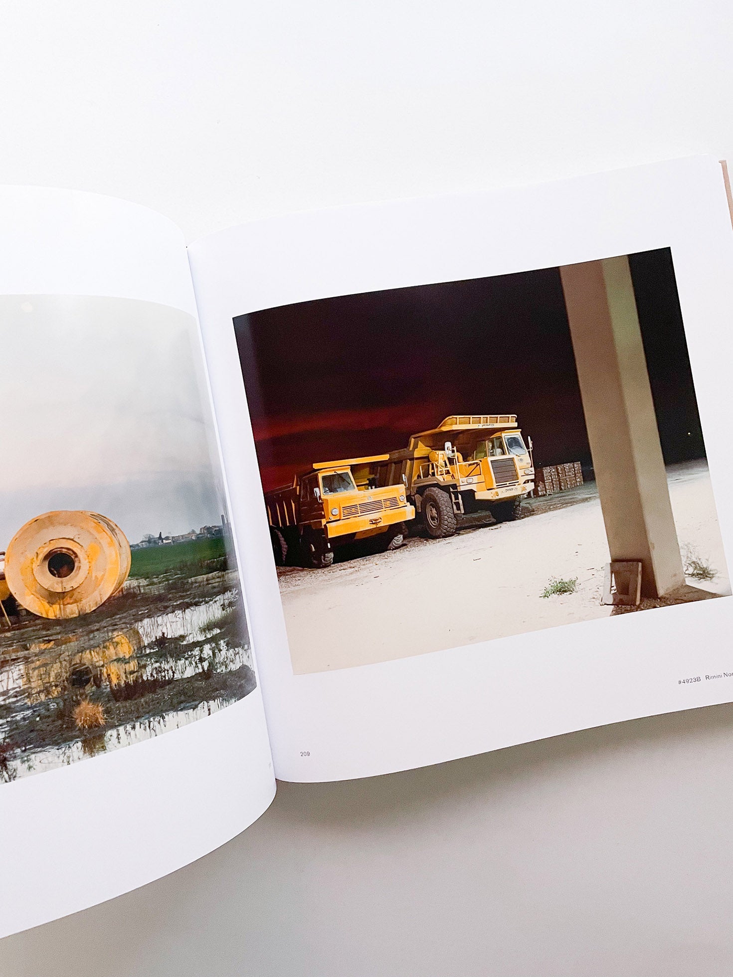 COL TEMPO, 1956–2024 / Guido Guidi [ENGLISH EDITION]