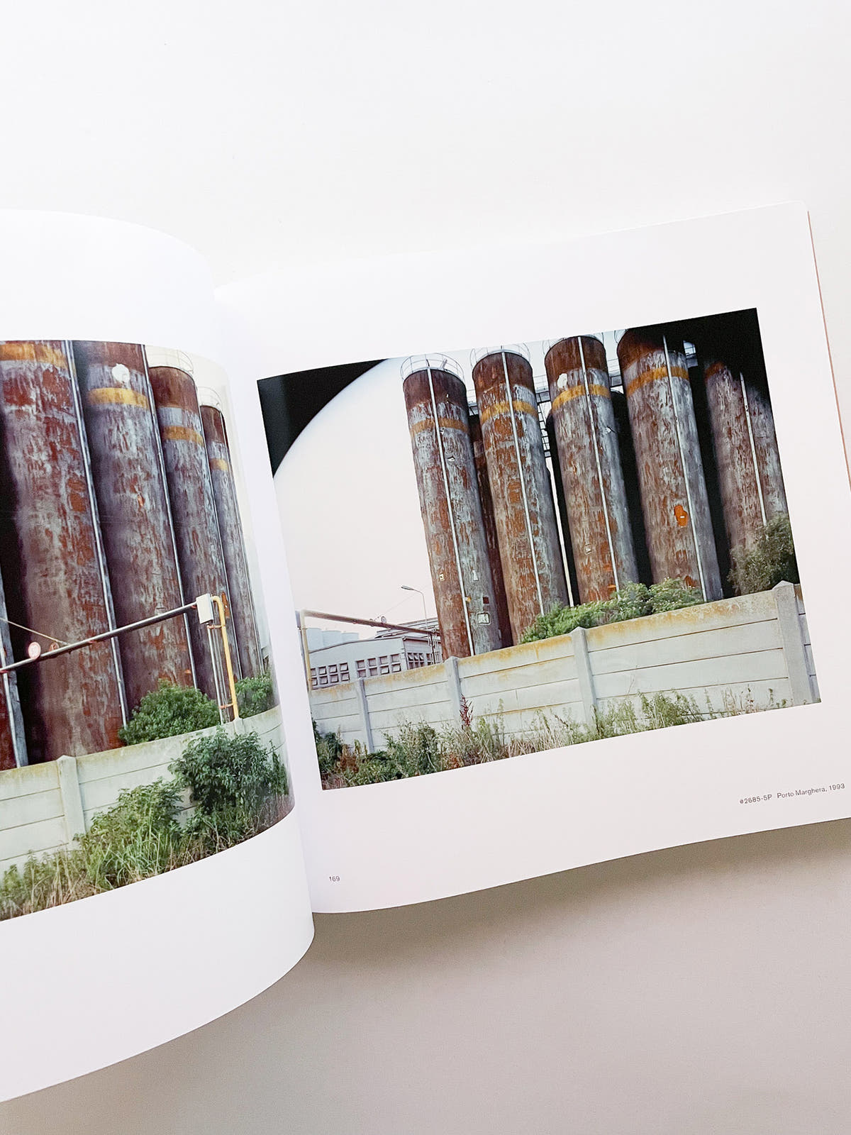 COL TEMPO, 1956–2024 / Guido Guidi [ENGLISH EDITION]