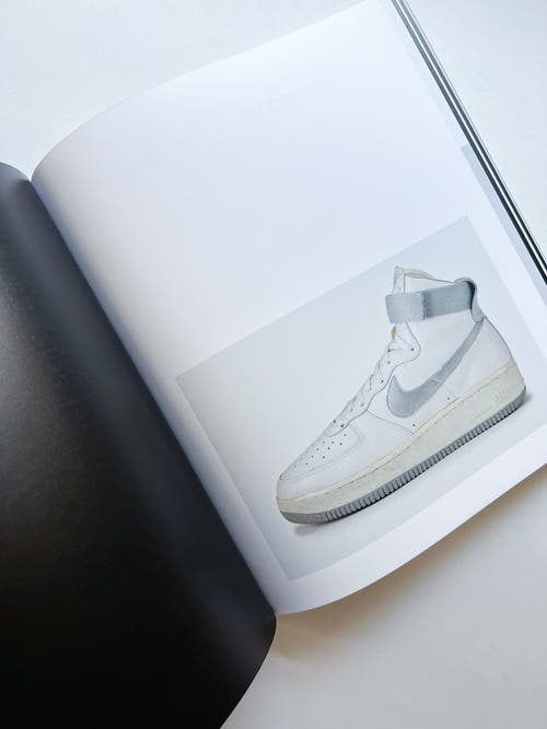 Virgil Abloh. Nike. ICONS