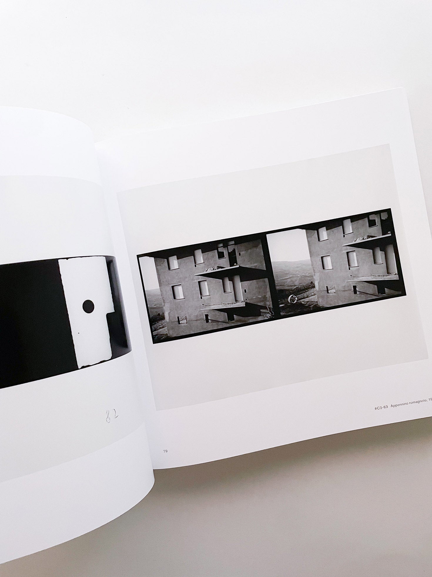 COL TEMPO, 1956–2024 / Guido Guidi [ENGLISH EDITION]