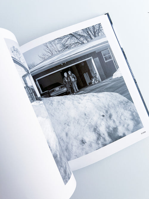 LEAVING AND WAVING / Deanna Dikeman [REPRINTED EDITION]