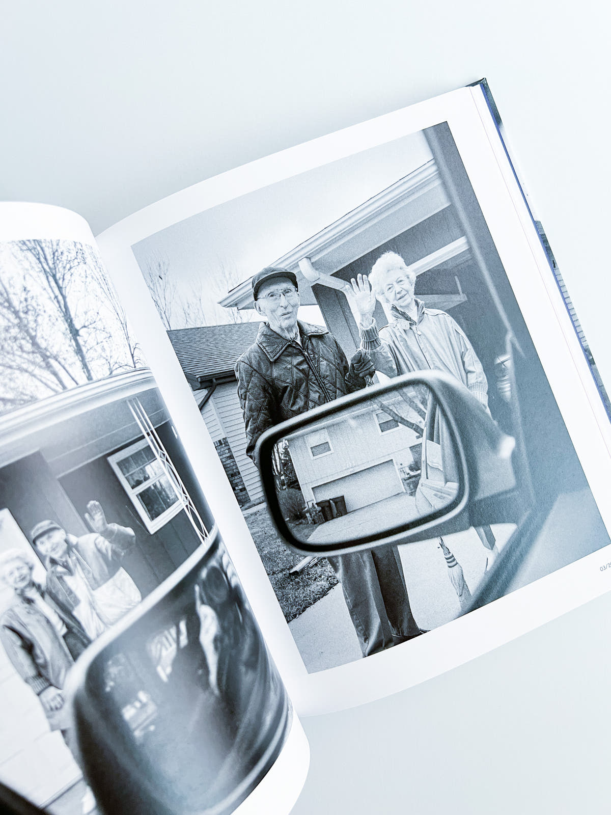 LEAVING AND WAVING / Deanna Dikeman [REPRINTED EDITION]