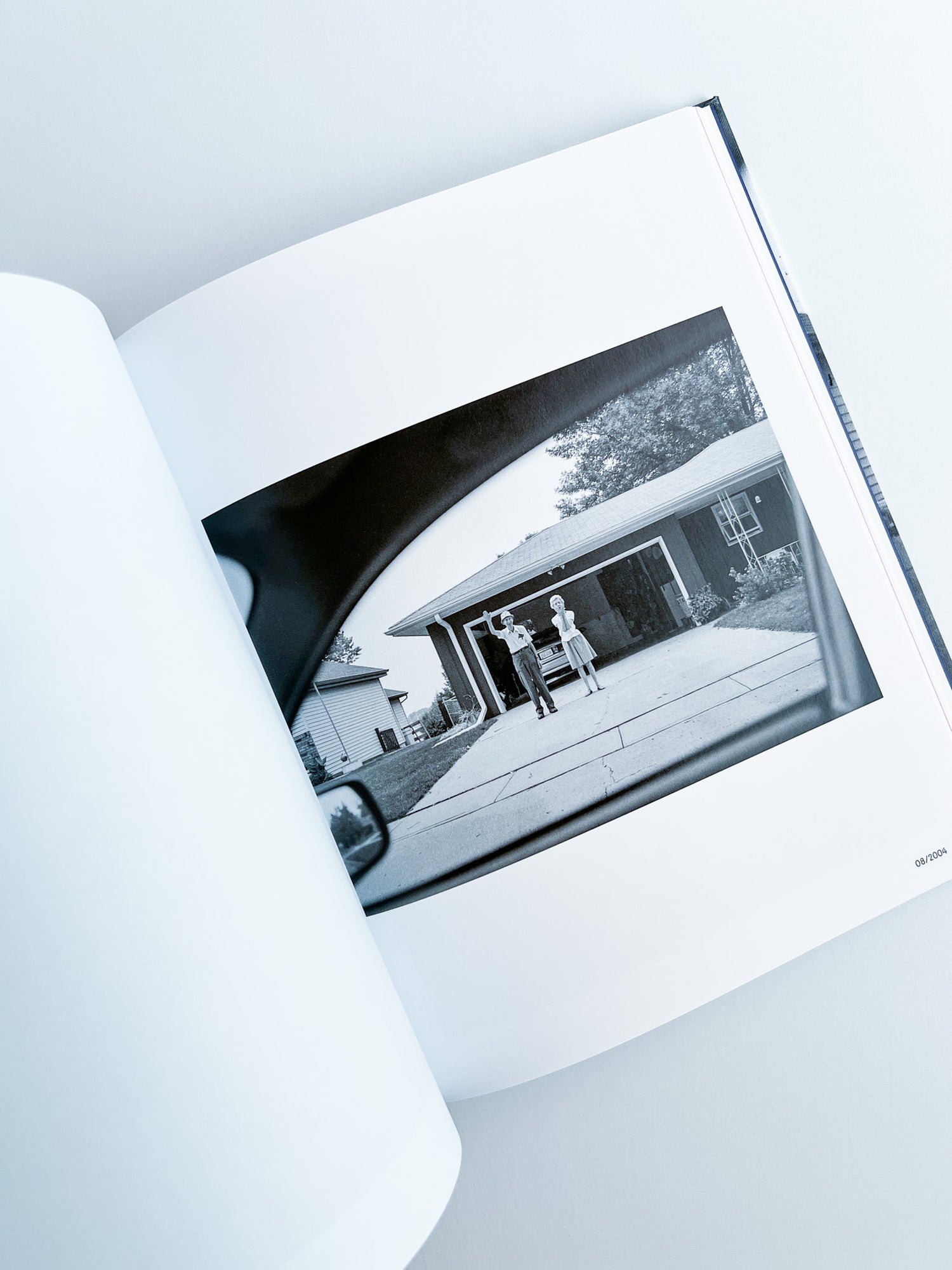 LEAVING AND WAVING / Deanna Dikeman [REPRINTED EDITION]