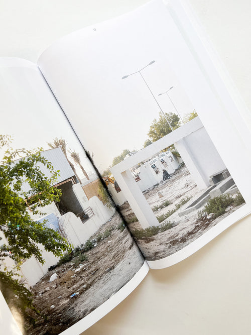 Like dust before it falls / Márk Redele