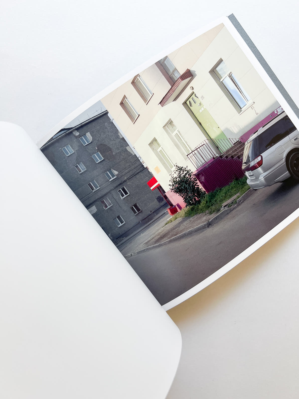 場所 A Place / Hideki Makiguchi