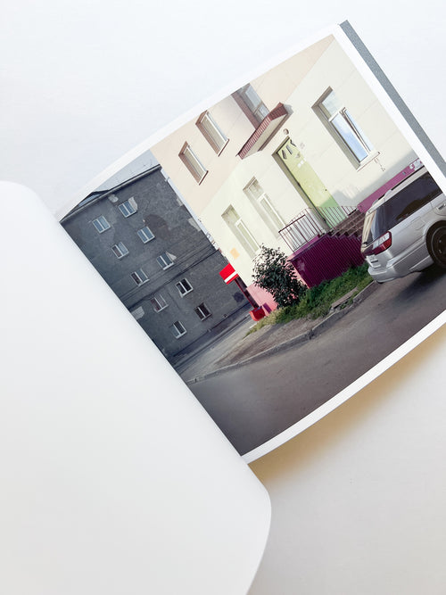 場所 A Place / Hideki Makiguchi