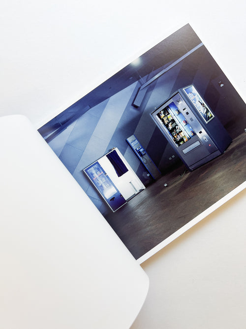 場所 A Place / Hideki Makiguchi