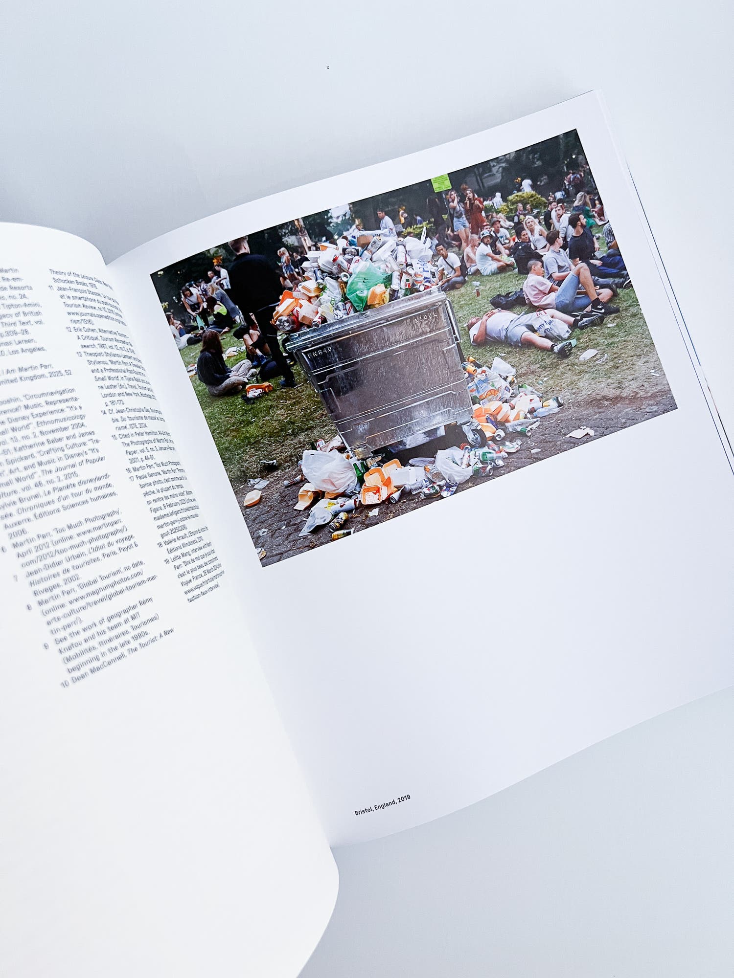 Global Warning / Martin Parr