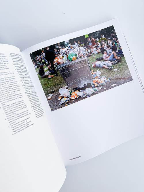 Global Warning / Martin Parr