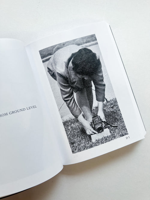 HOLDING THE CAMERA / Alberto Vieceli