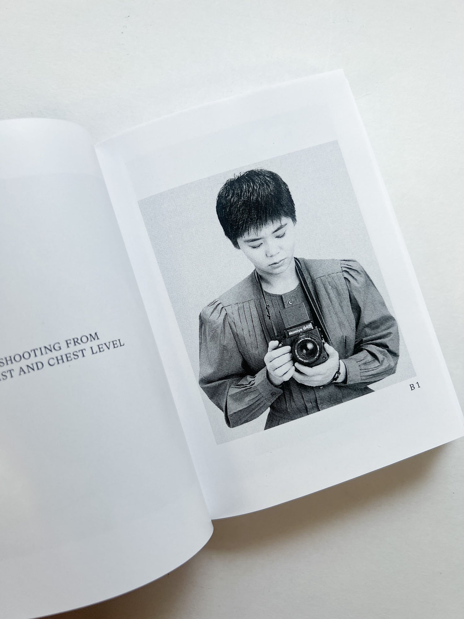 HOLDING THE CAMERA / Alberto Vieceli