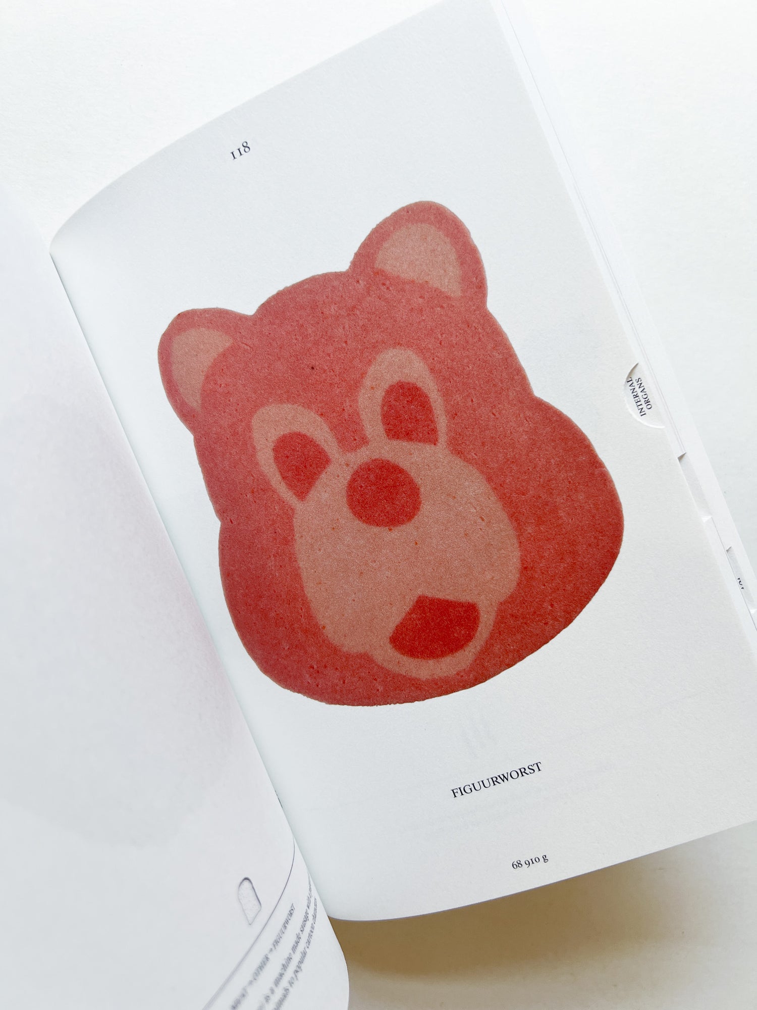 PIG 05049 / Christien Meindertsma [2022 7th edition]