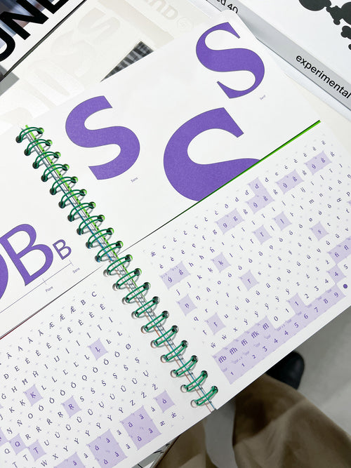 THE ARIZONA TYPE SPECIMEN 2 / Dinamo