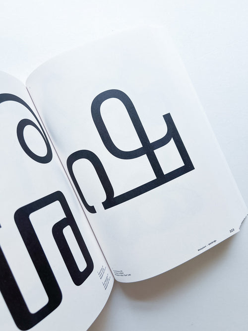 Graphic Languages—A Visual Guide to the World’s Writing Systems