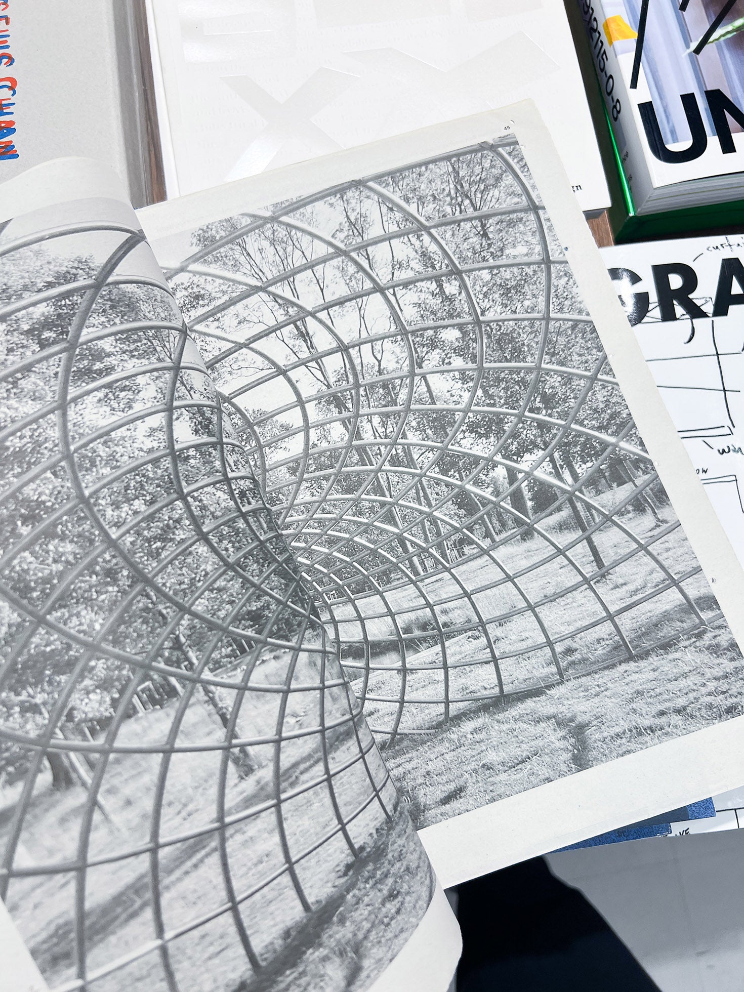 032c 3RD ISSUE "What's next?"