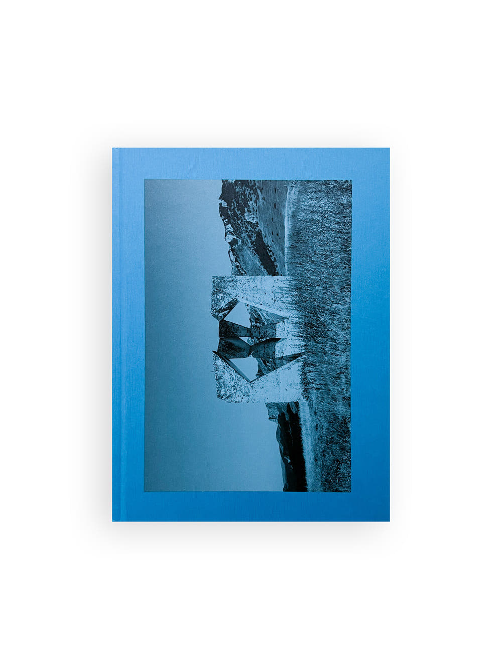 Memorials / Jan Kempenaers