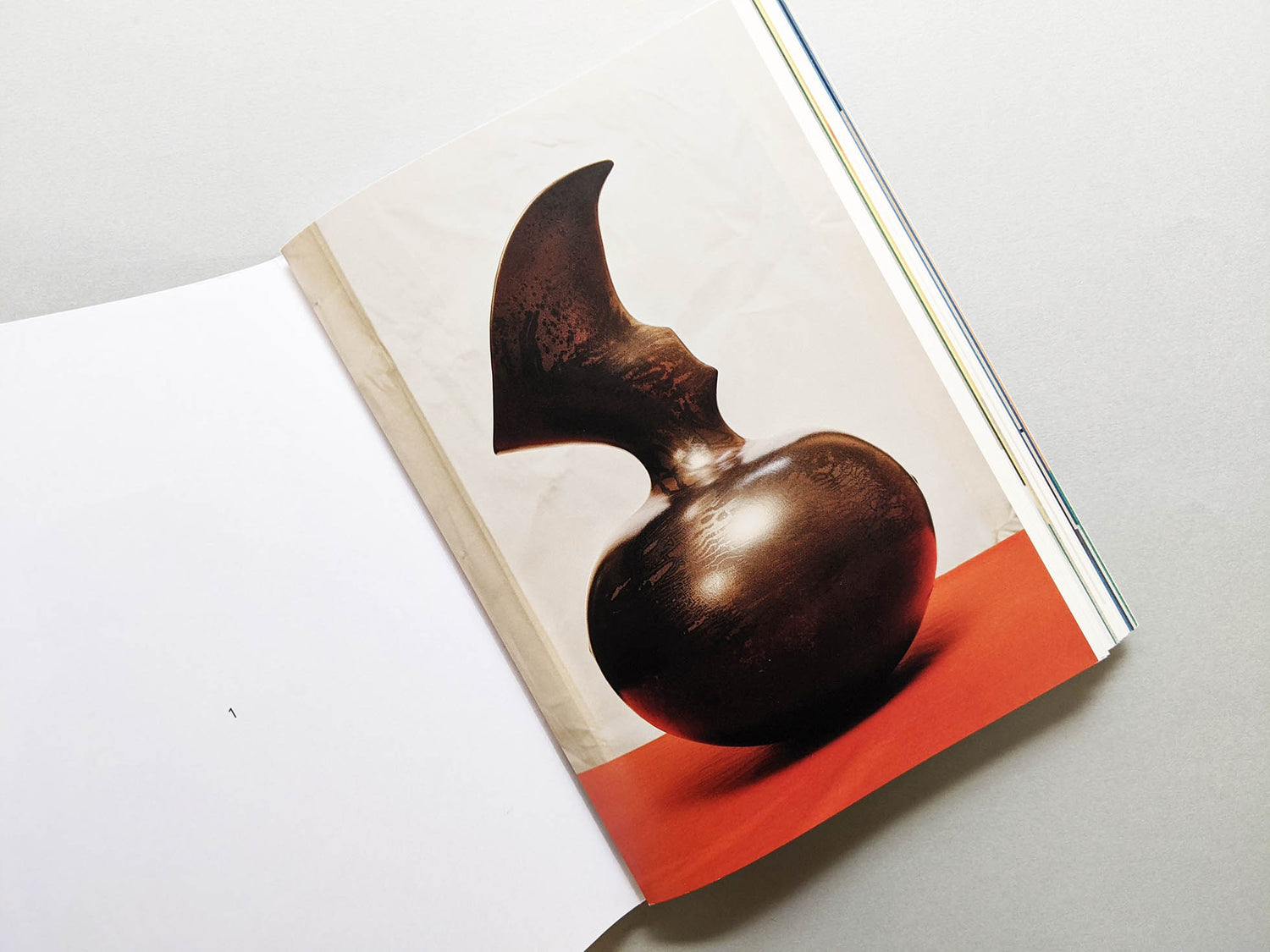 The Journey of Things (v.3) / Magdalene Odundo