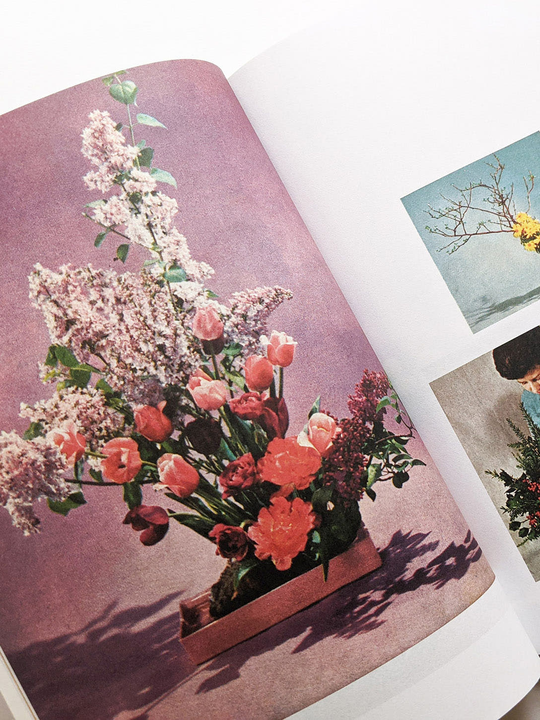 ARRANGING FLOWER ARRANGING by Andrea Salerno, Yeliz Secerli [SECOND PRINTING]