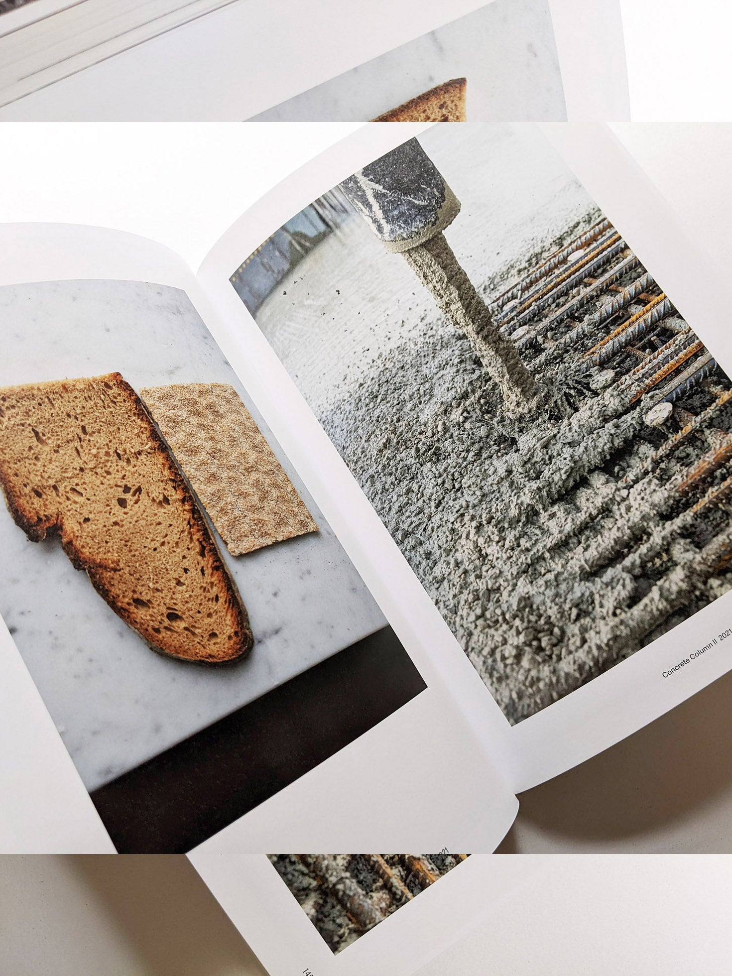 SOUND IS LIQUID / Wolfgang Tillmans