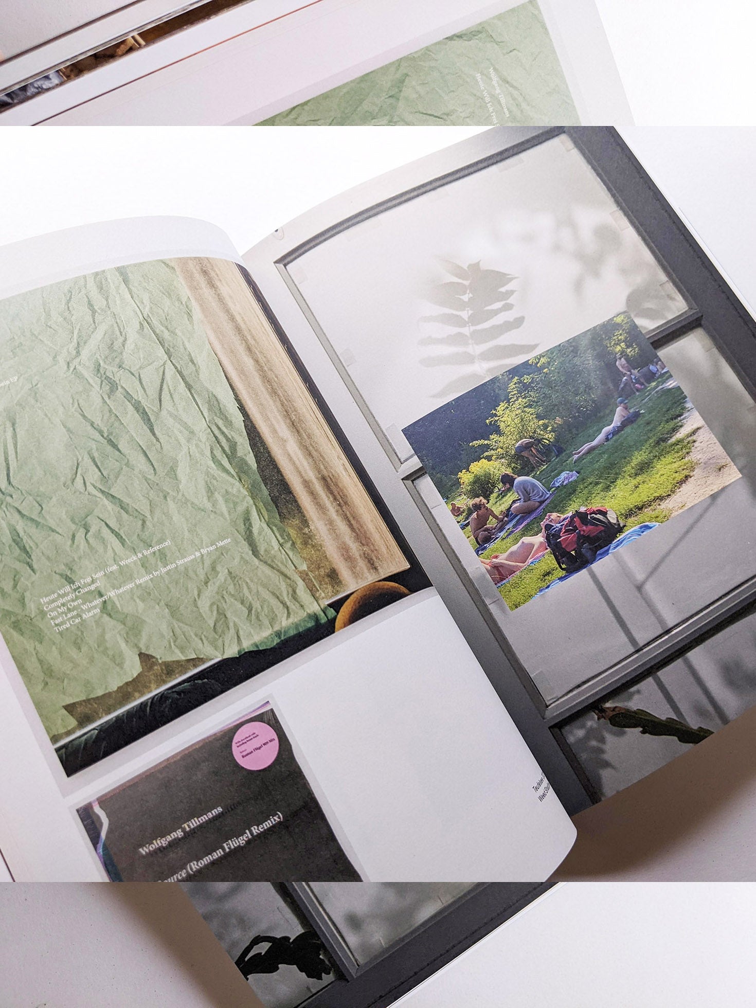 SOUND IS LIQUID / Wolfgang Tillmans