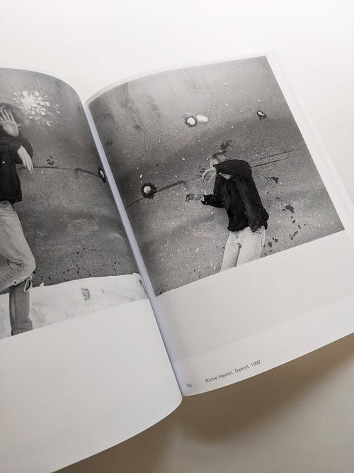 THE WELL / Nigel Shafran