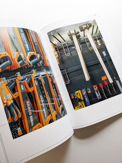 No thanks, I’m just looking / Lisa Sudhibhasilp