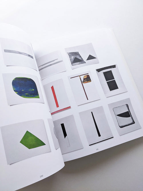 DIE KASSETTENKATALOGE DES STÄDTISCHEN MUSEUMS MÖNCHENGLADBACH