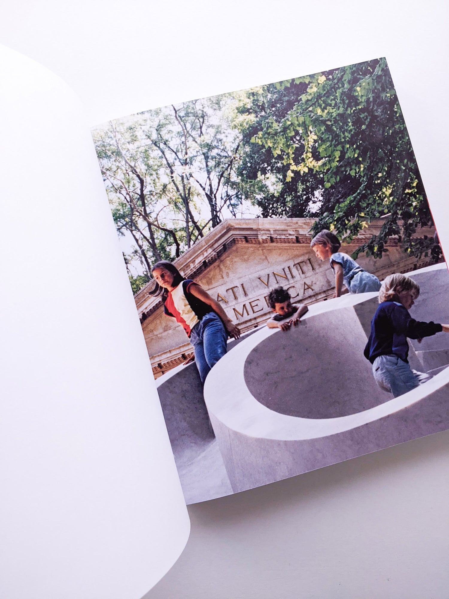 ISAMU NOGUCHI / Isamu Noguchi [SOFTCOVER]