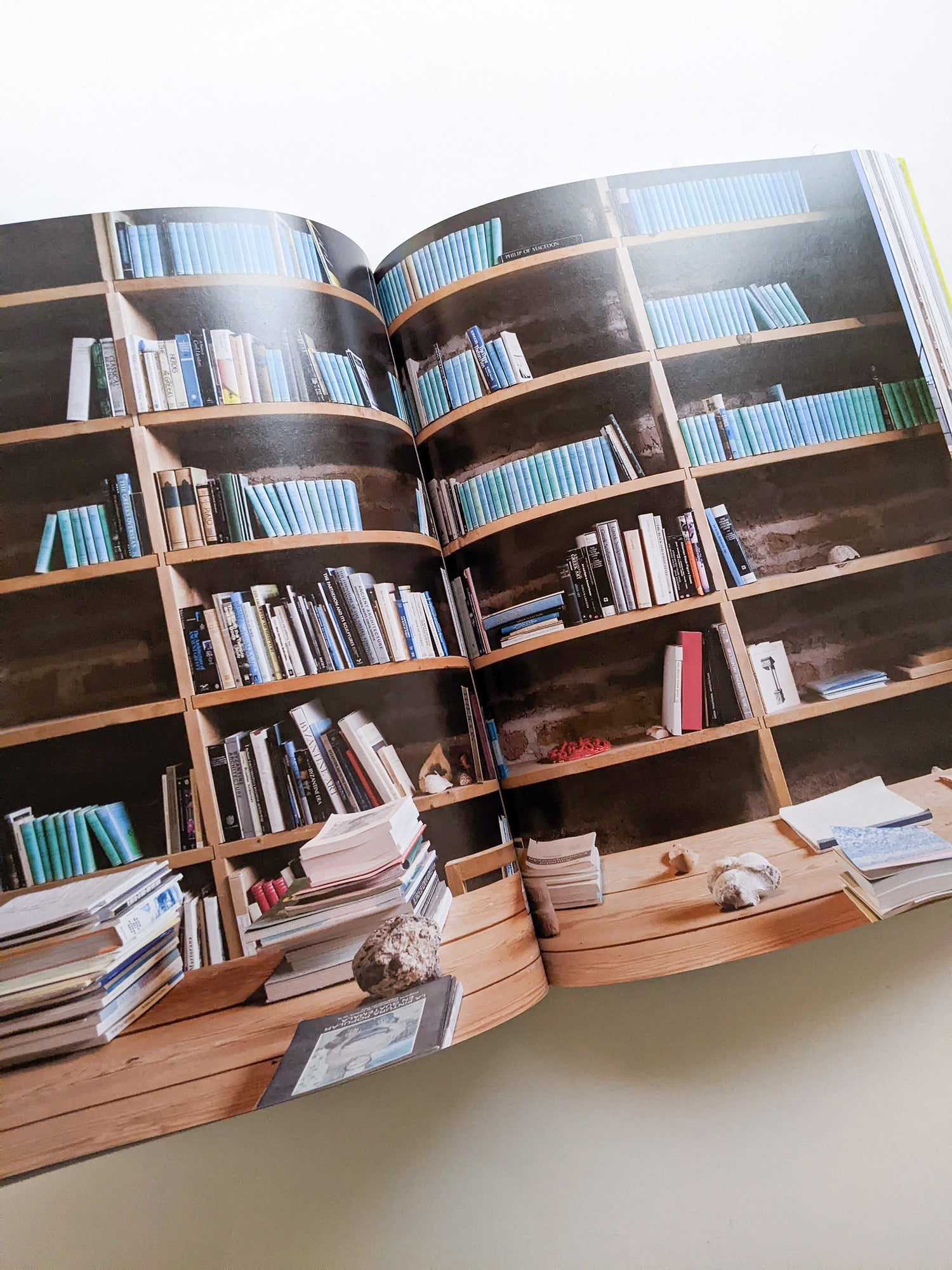 Donald Judd Spaces / Donald Judd