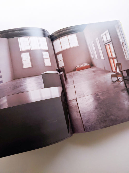 Donald Judd Spaces / Donald Judd