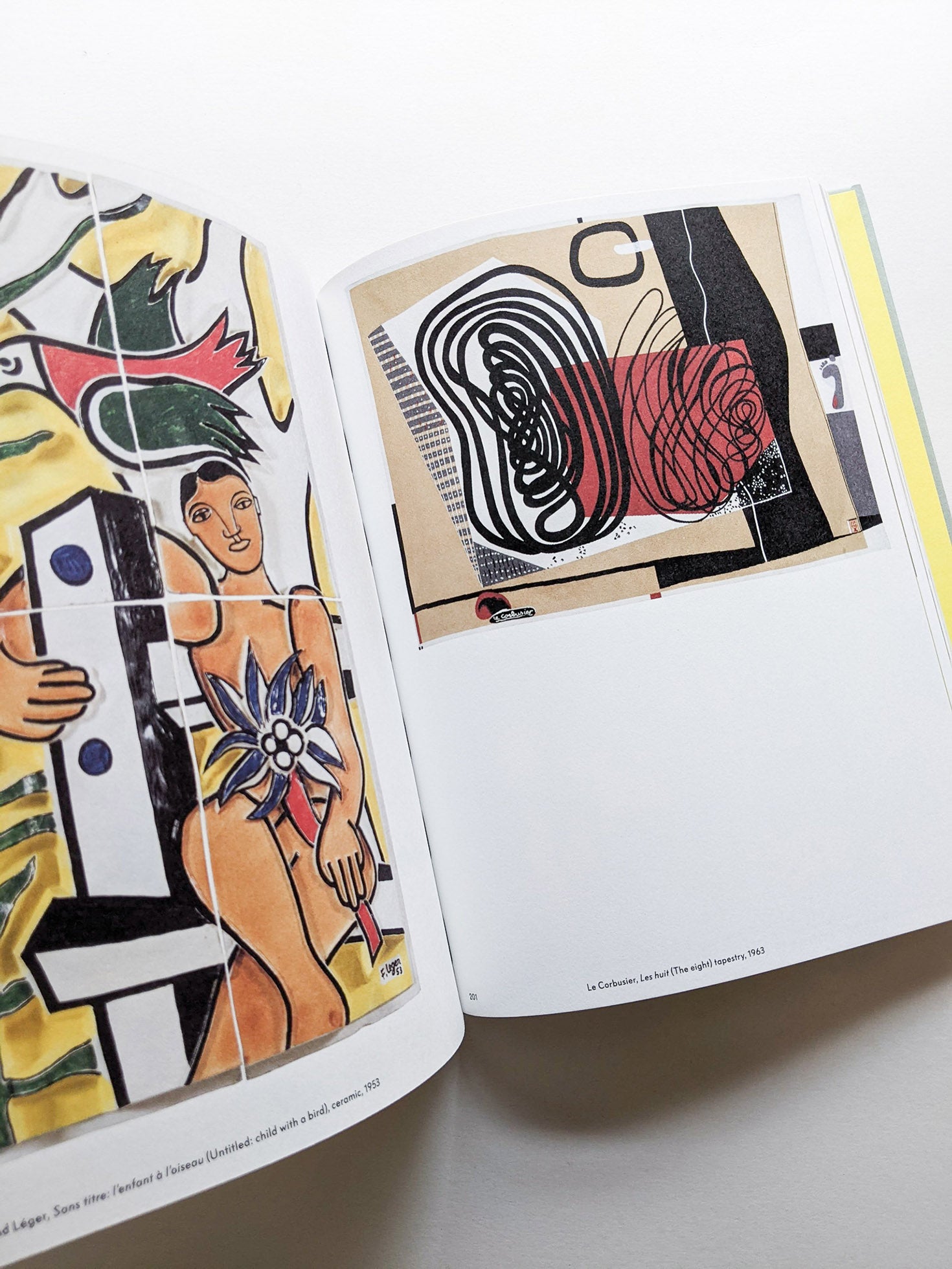 THE MODERN LIFE EXHIBITION CATALOGUE / Charlotte Perriand