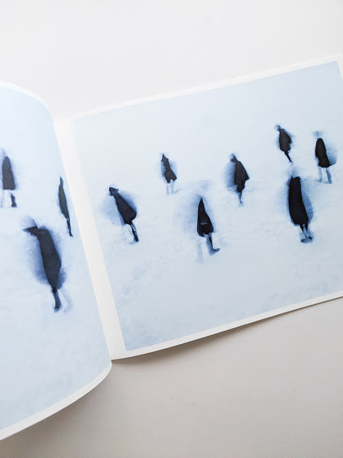 Assembly snow / Osamu Yokonami