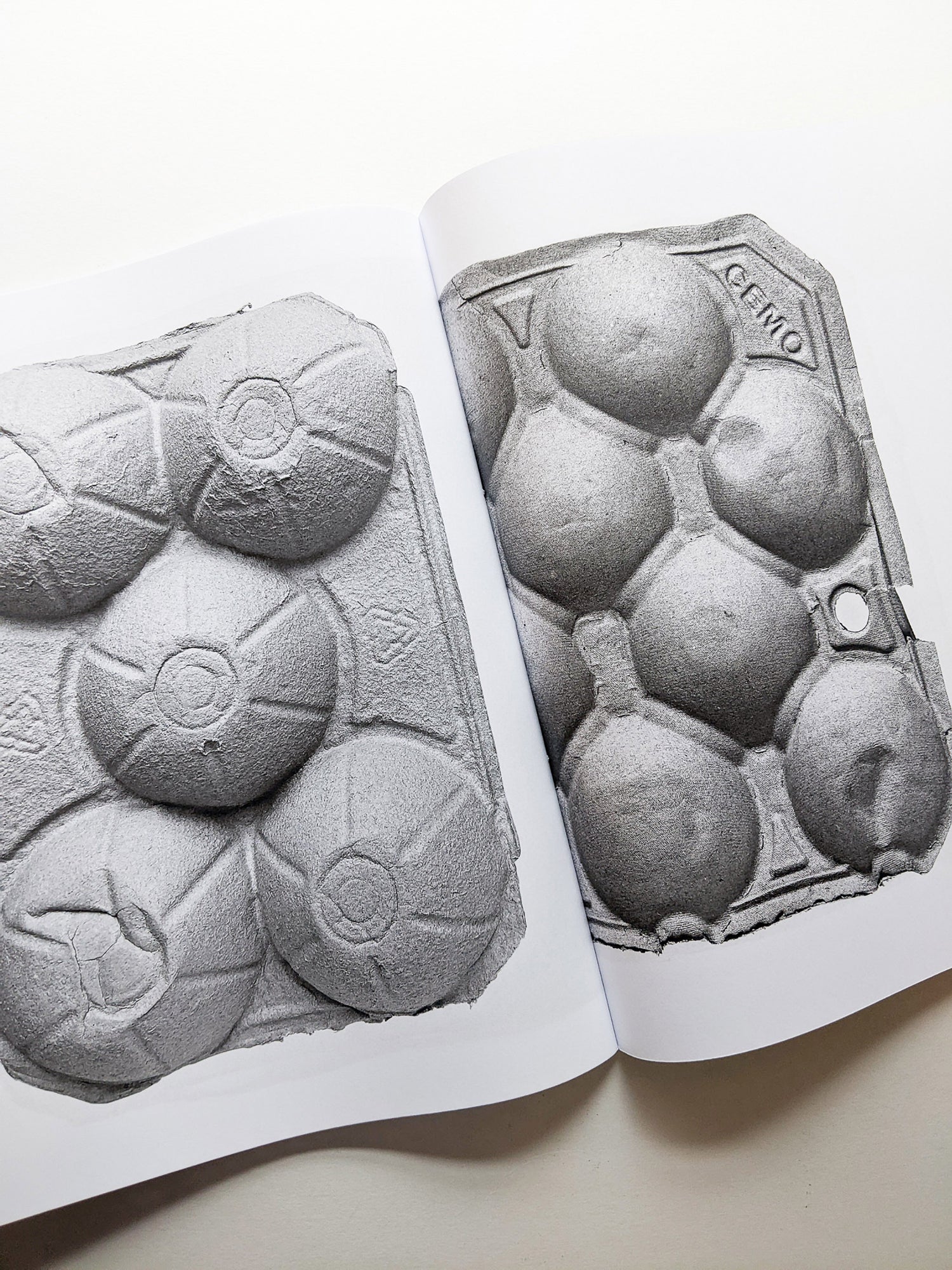 Exosphere / Batia Suter