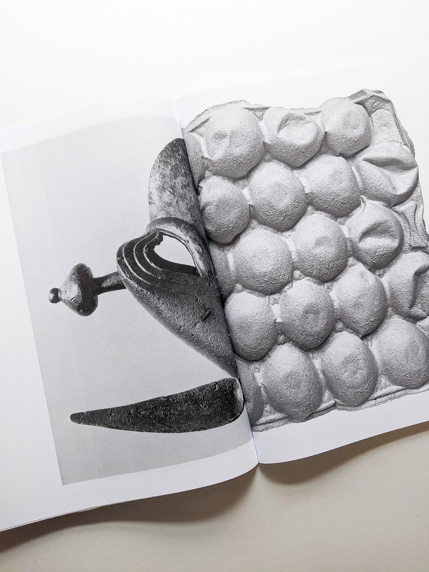 Exosphere / Batia Suter