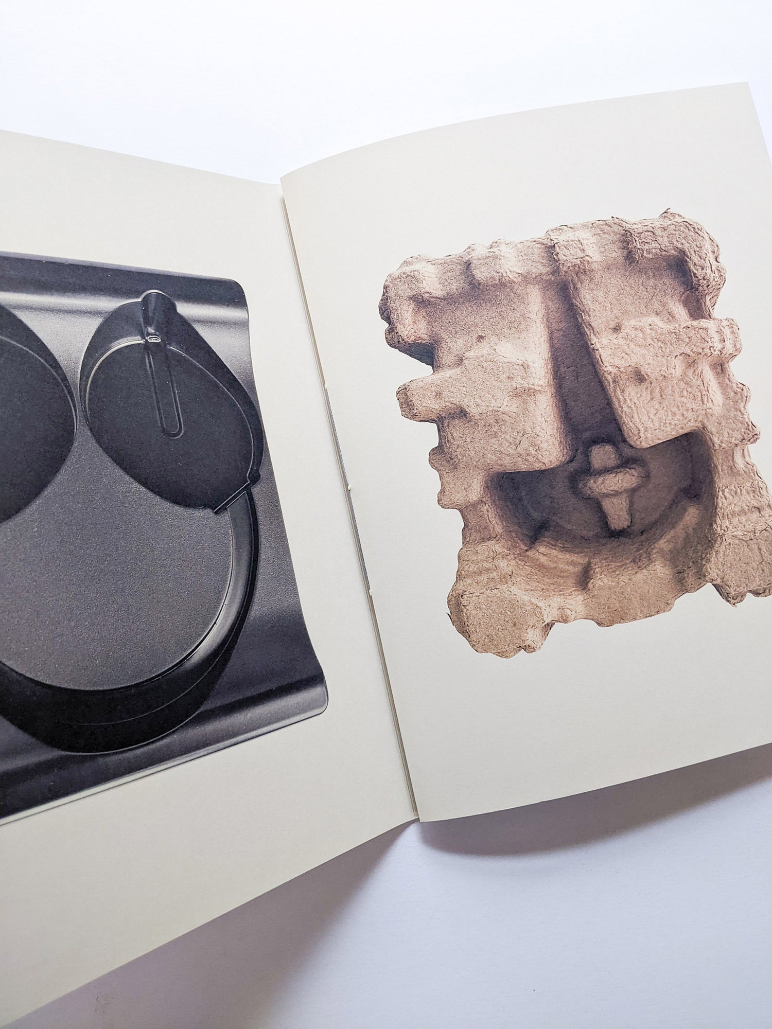 Exosphere / Batia Suter